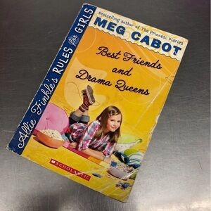 Best Friends and Drama Queens by: Meg Cabot, paperback book